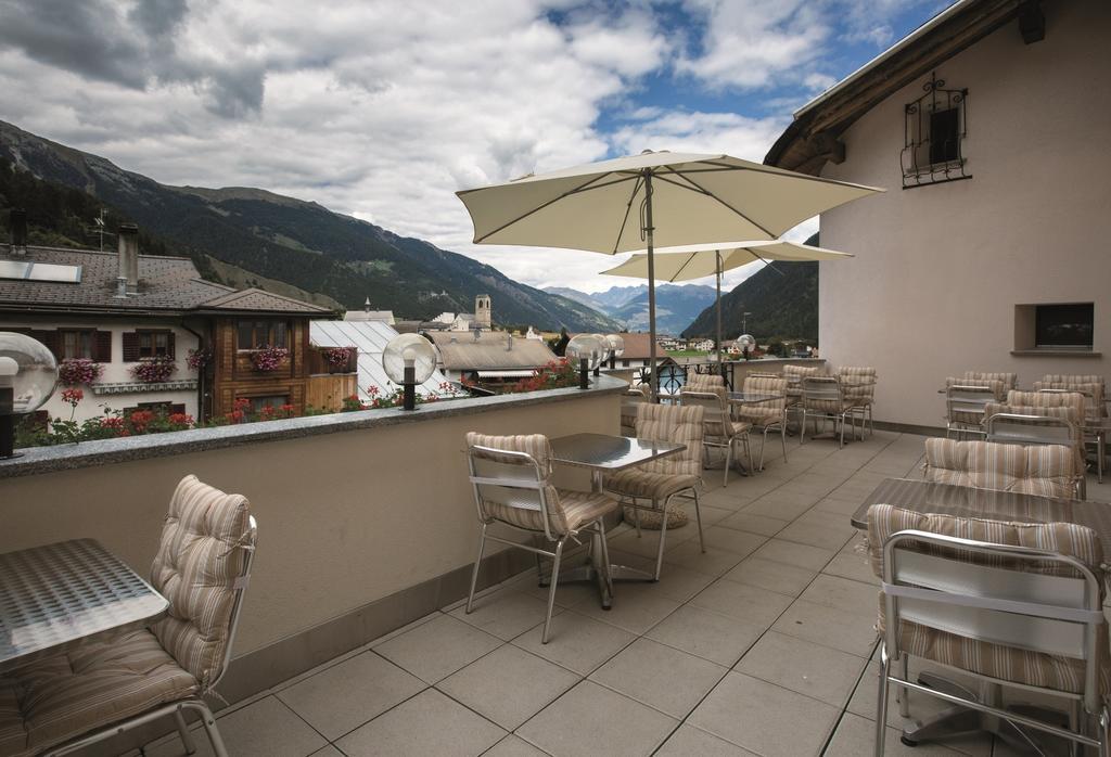 Hotel Helvetia Müstair Exteriör bild