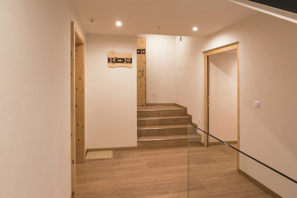 Hotel Helvetia Müstair Exteriör bild