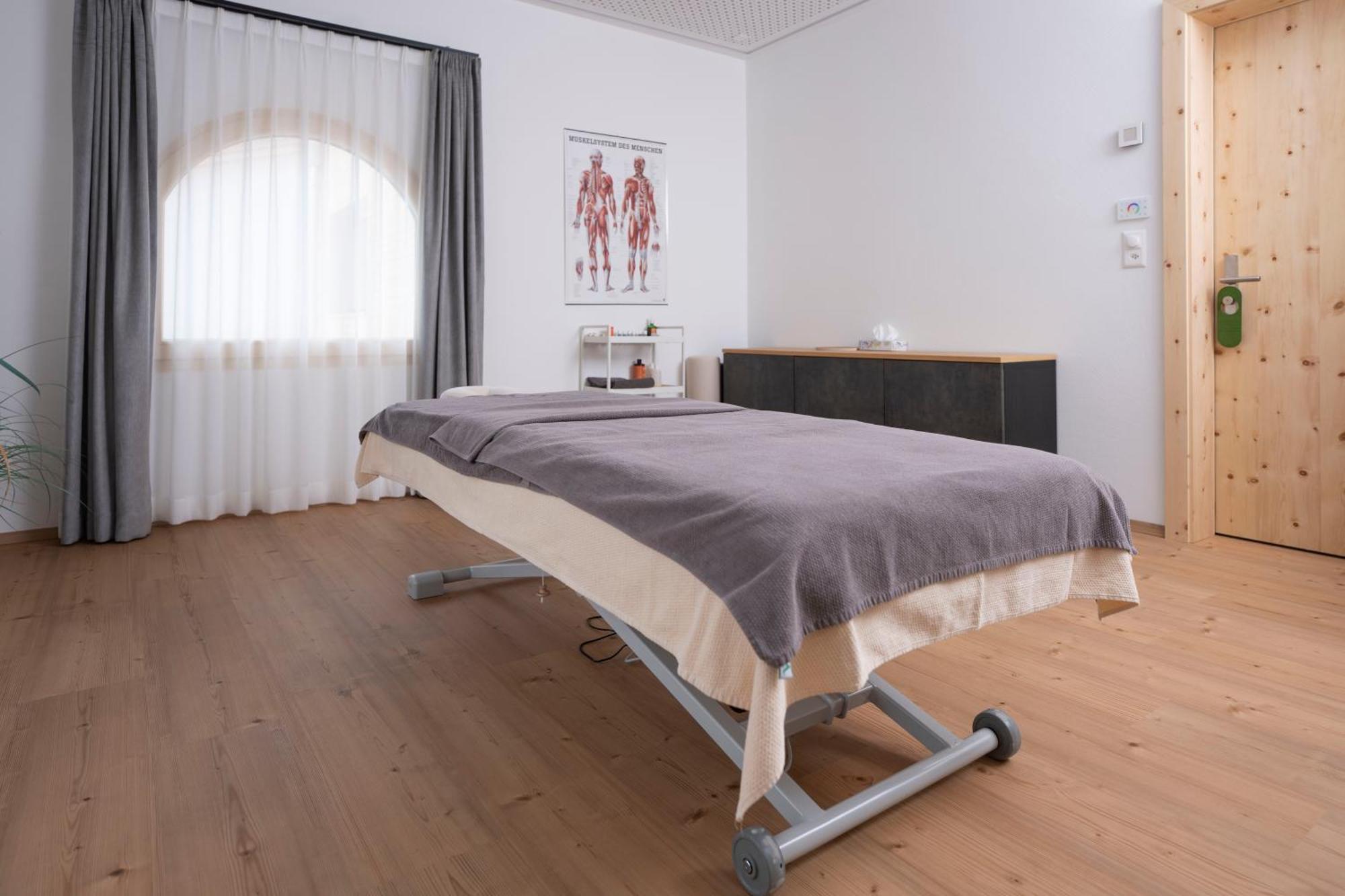 Hotel Helvetia Müstair Exteriör bild
