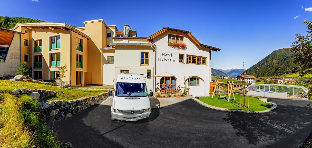 Hotel Helvetia Müstair Exteriör bild